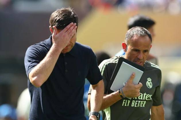 Real Madrid: Bài toán tuyến giữa và sự thiếu vắng một nhạc trưởng đích thực