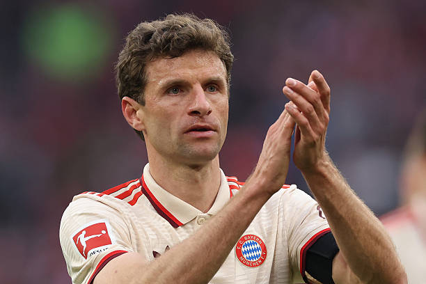 Bayern Munich: Thế hệ kế thừa tỏa sáng, Hùm xám vẫn gầm thét mùa 2025/26