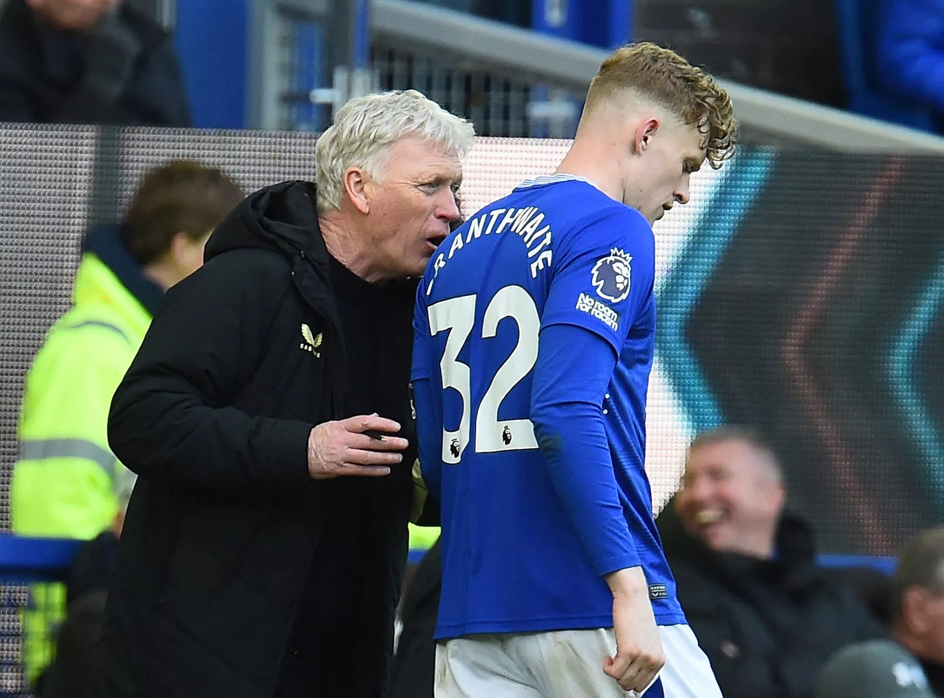 Everton Gắn Kết Tương Lai với Trung Vệ Jarrad Branthwaite đến Năm 2030